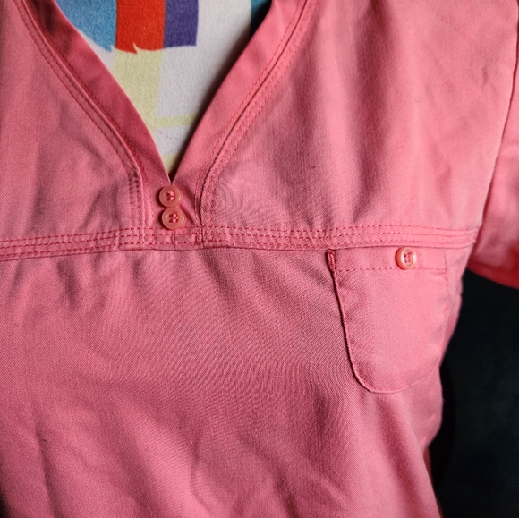 Grey's Anatomy Scrubs - Picture 1 of 7